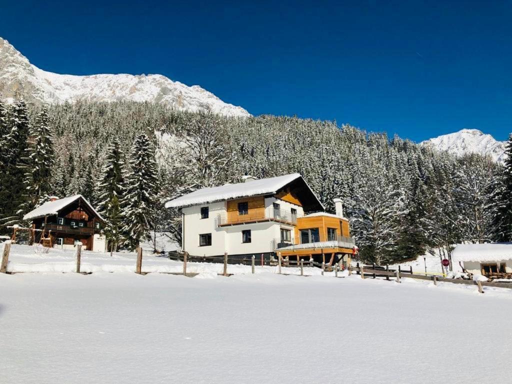 Bergkristallhaus 람자우 암 다흐스타인 외부 사진